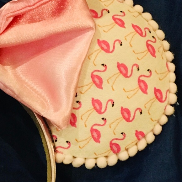 Bespoke Flamingo Pink Bow Minnie Ears.  Boutique, Handmade.  New. - Picture 2 of 2